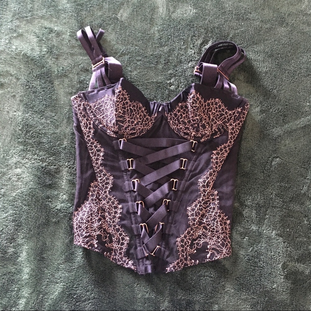 Lace Victoria’s Secret bustier corset, size 34B!